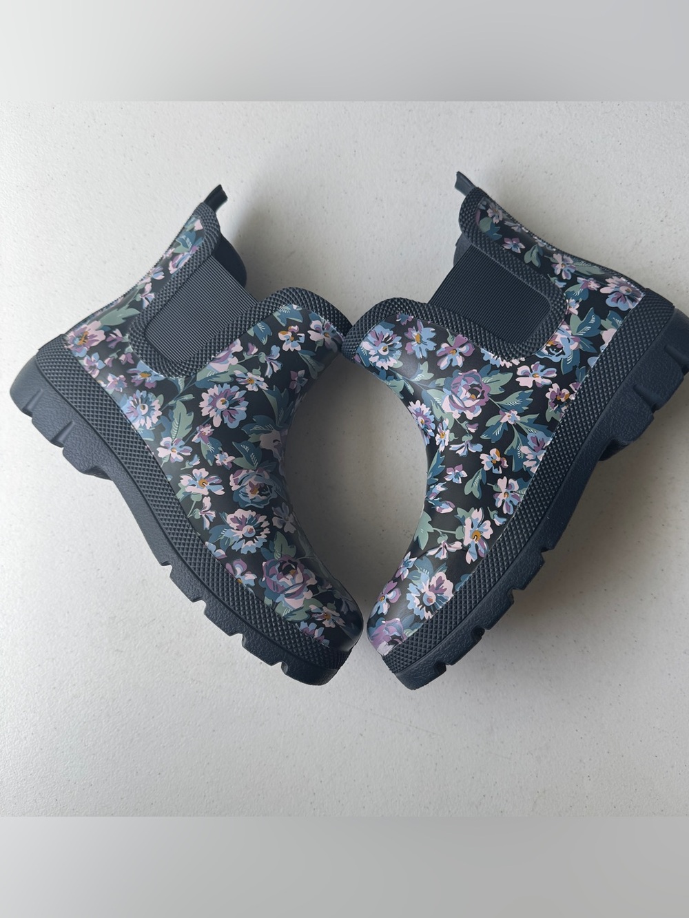 Vera Bradley Rubber Navy Blue Floral Women Size 10 Waterproof Rain Boots Pull-On